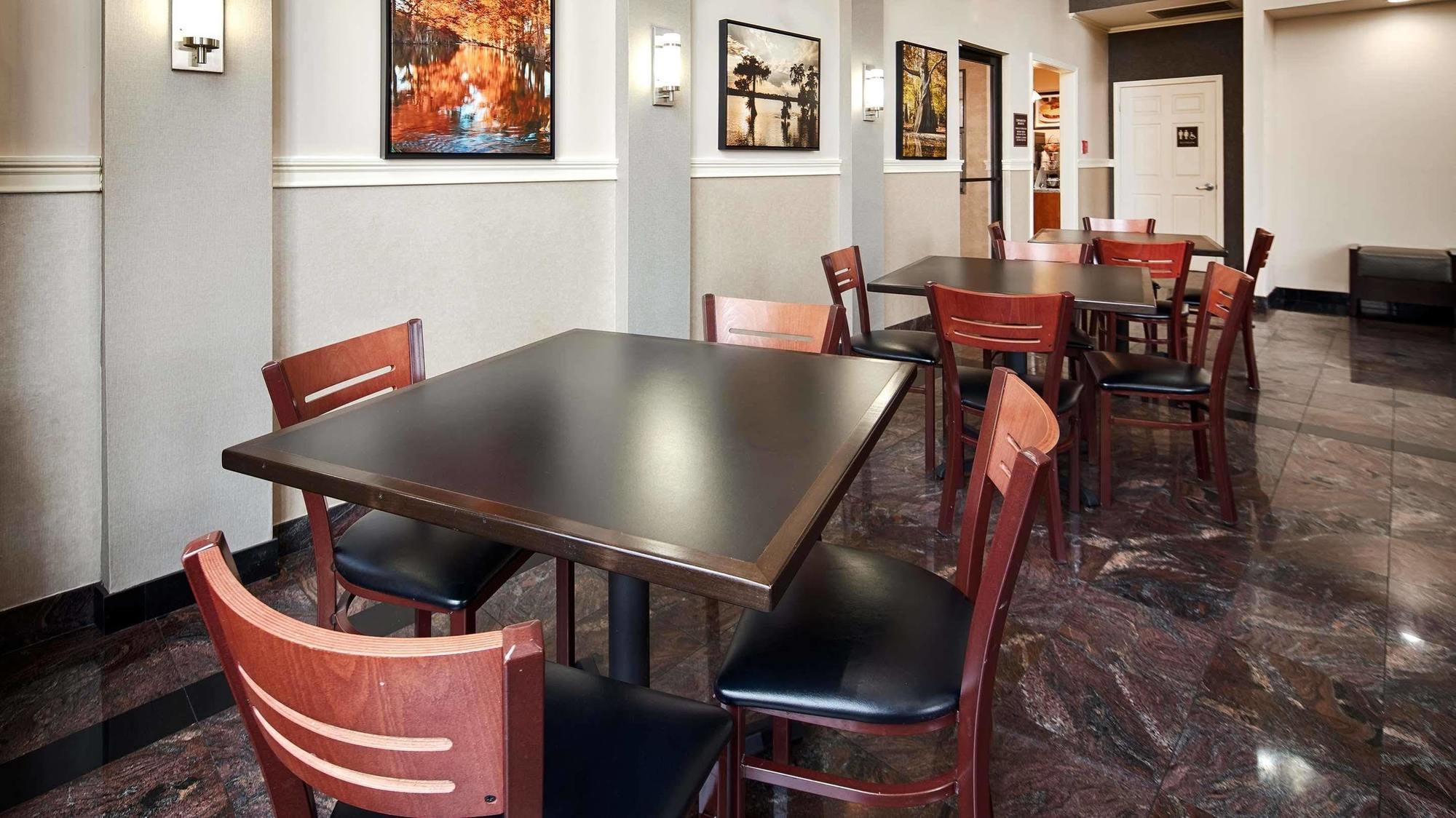 Best Western Airport Inn Monroe Exterior photo